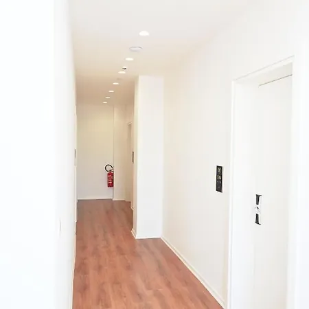 Sea & View 게스트하우스 사밀