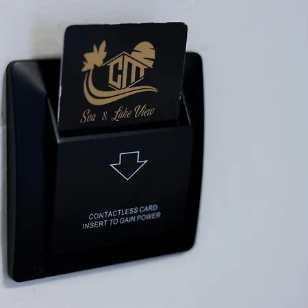 ゲストハウス Sea & View クサミル