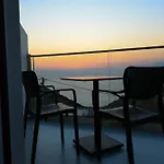 Sea & View