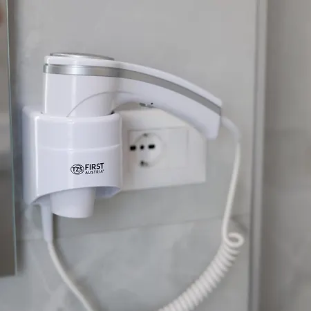 Sea & View بيت ضيافة كساميل