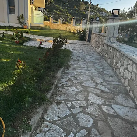 بيت ضيافة Sea & View كساميل